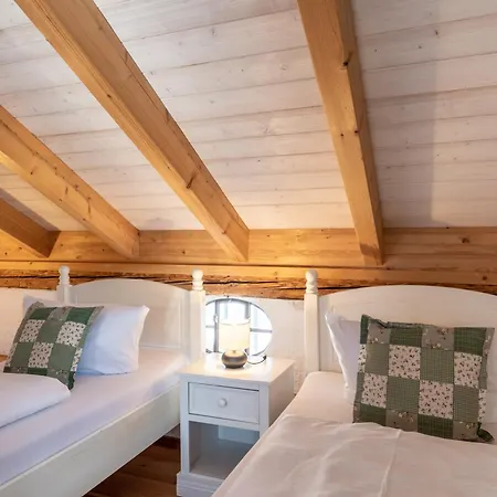 Schlossgaststätte Hohenberg Apartment *